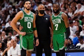 开云APP-洛杉矶湖人对俄克拉荷马雷霆